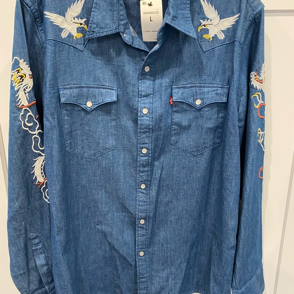 New with Tags Levi's Blue Mens Size Large L Eagle Embroidered Button Down Shirt